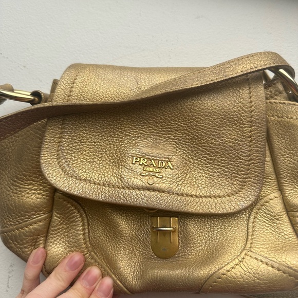 Prada Gold Leather Women's Bag - Picture 3 of 8